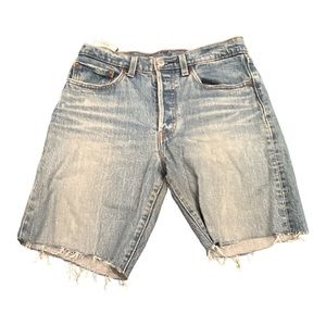 Levi’s 501 Cut Off Jeans Size 26